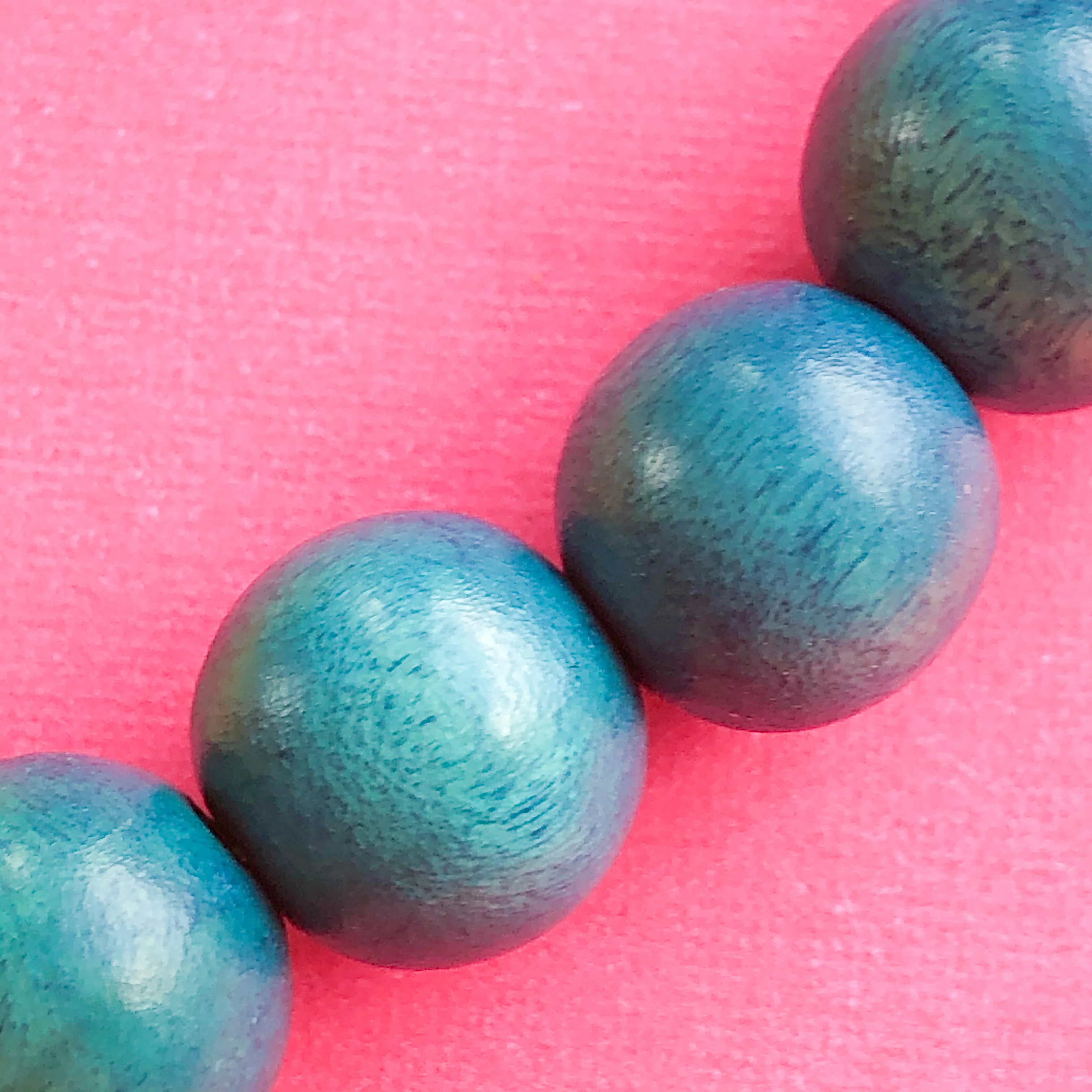10mm Peacock Wood Round Strand - Image 3