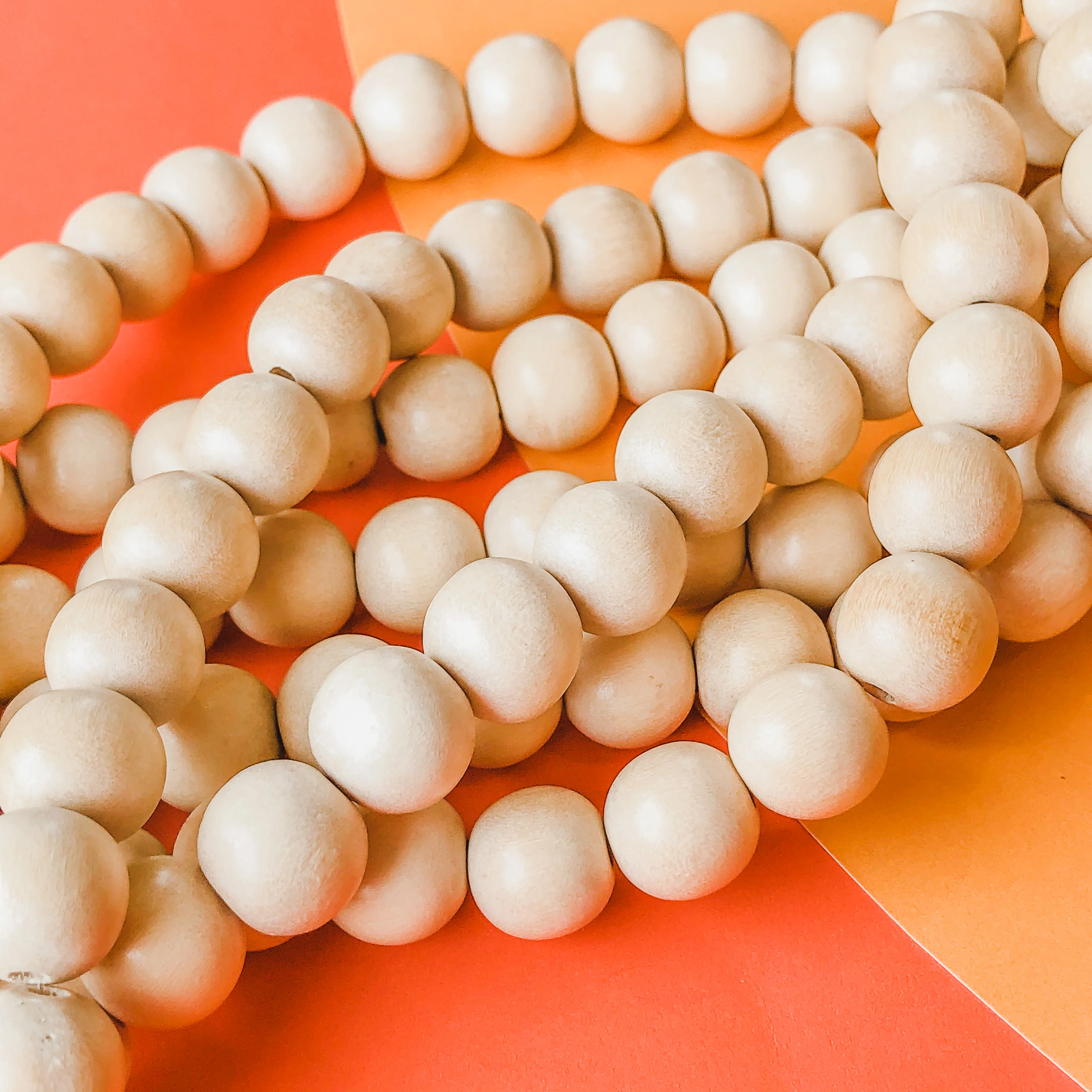 12mm Beige Wood Round Strand - Image 2