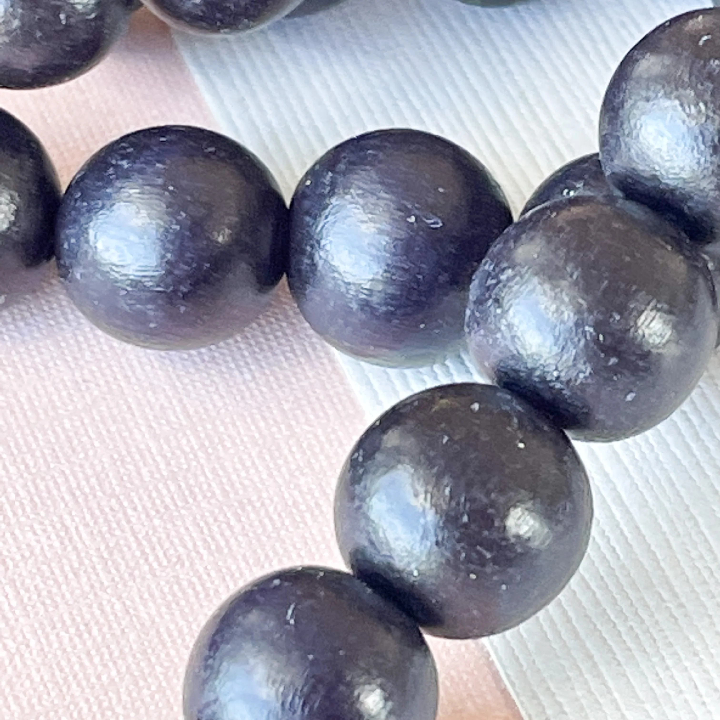 12mm Midnight Wood Rounds Strand - Image 3