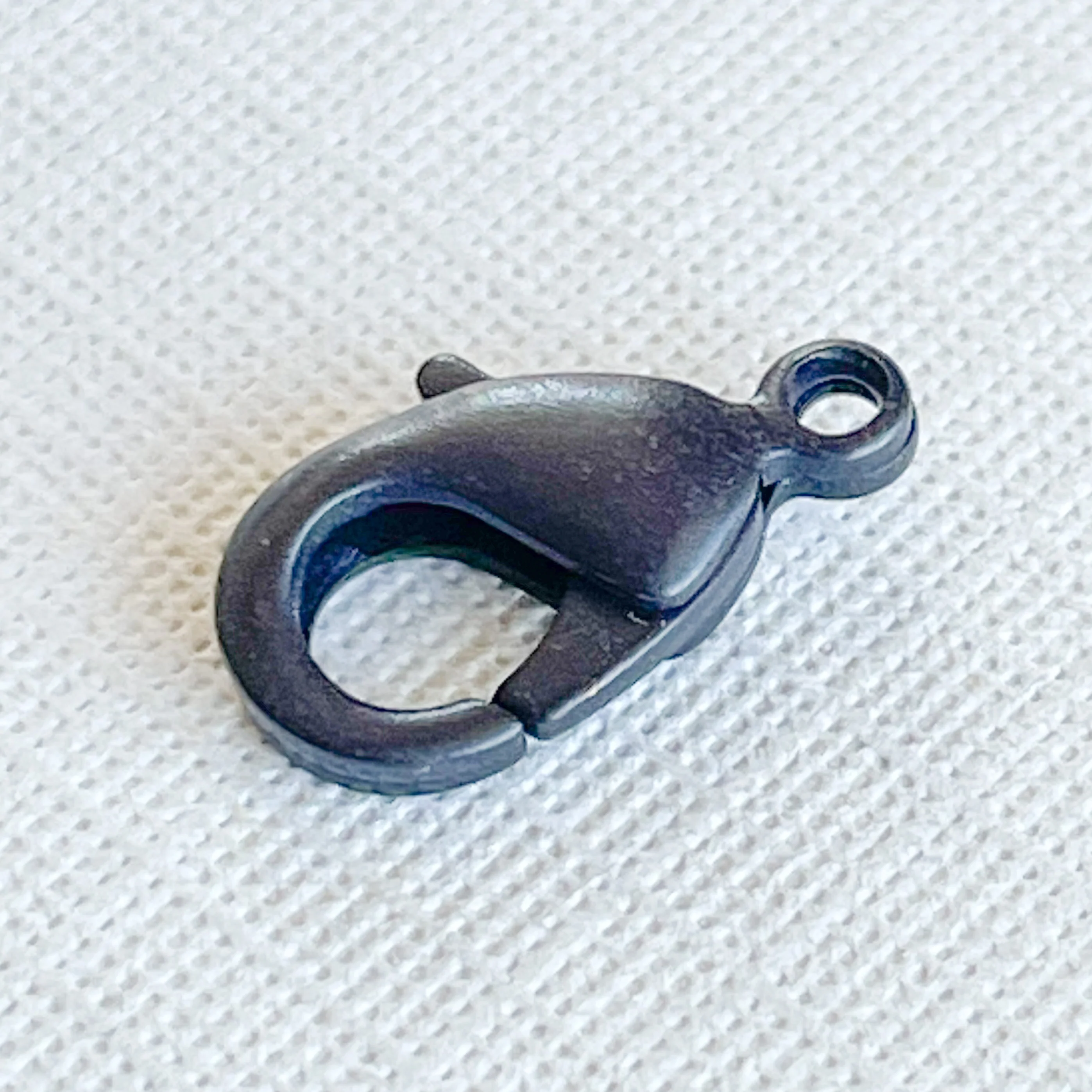 12mm Matte Black Lobster Claw Clasp - 4 Pack - Image 3