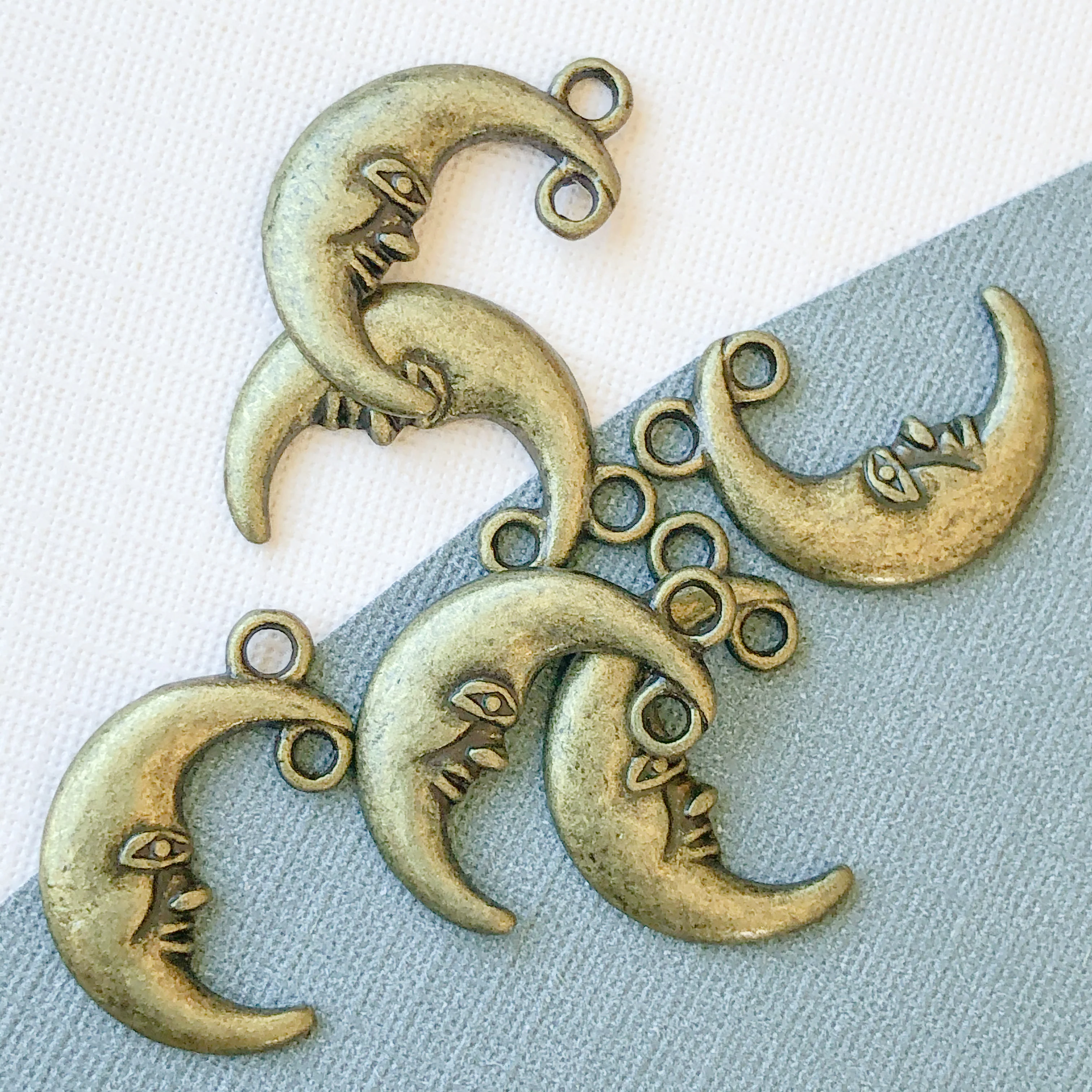 18mm Antique Bronze Crescent Moon Charm - 6 Pack - Image 2