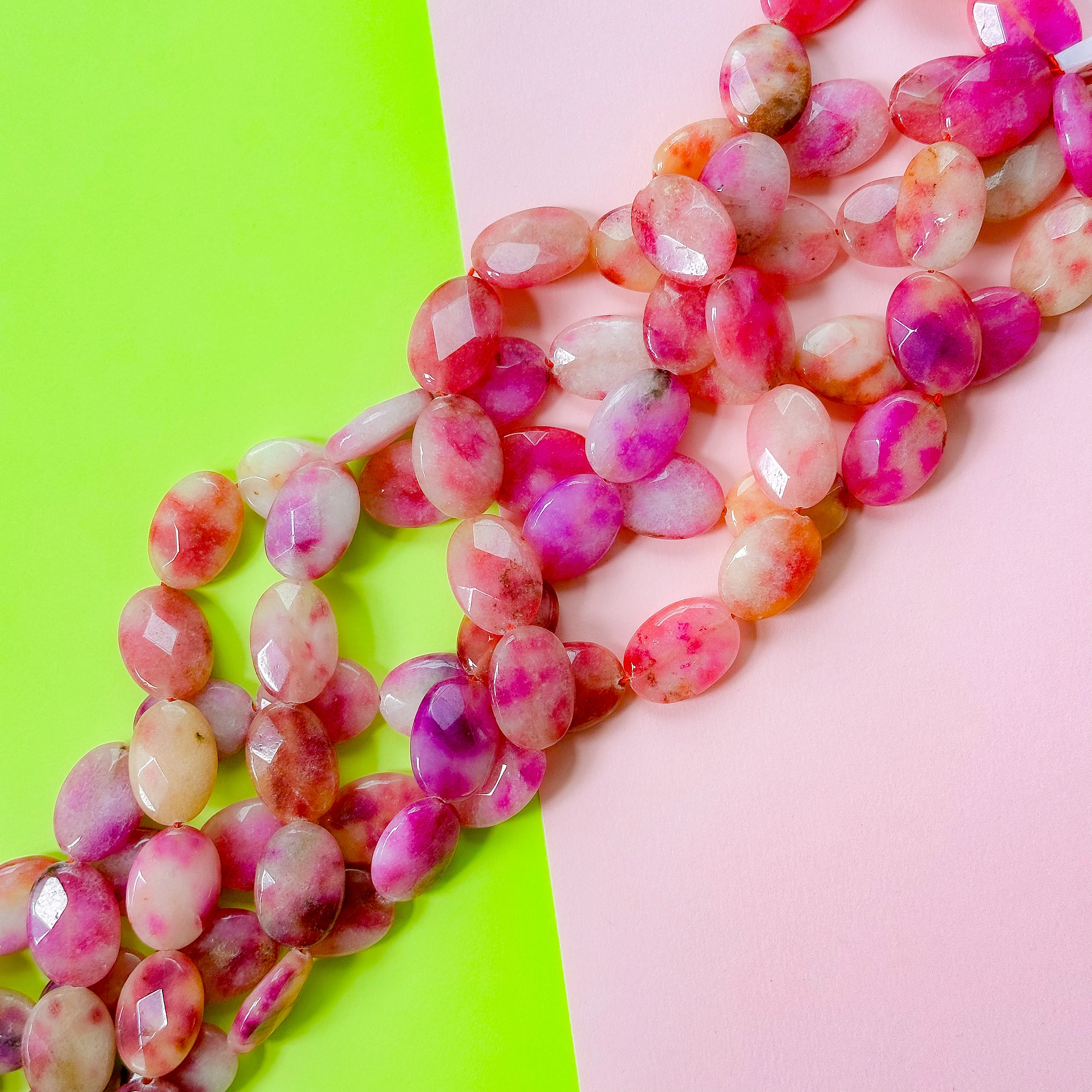 18mm Orchid Wash Dyed Calcite Faceted Oval Strand - Image 3