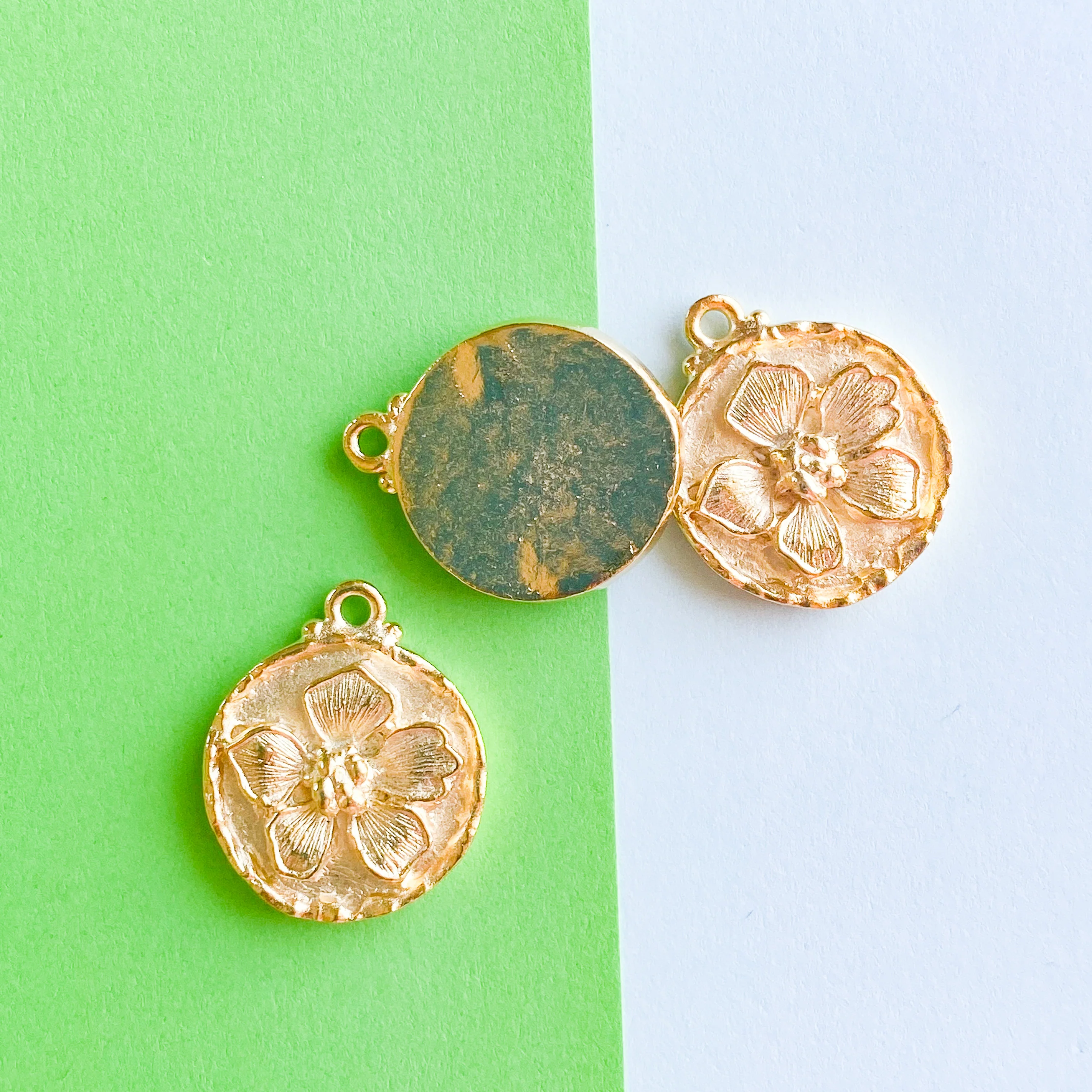 20mm Satin Gold Dogwood Medallion Charm - Image 2