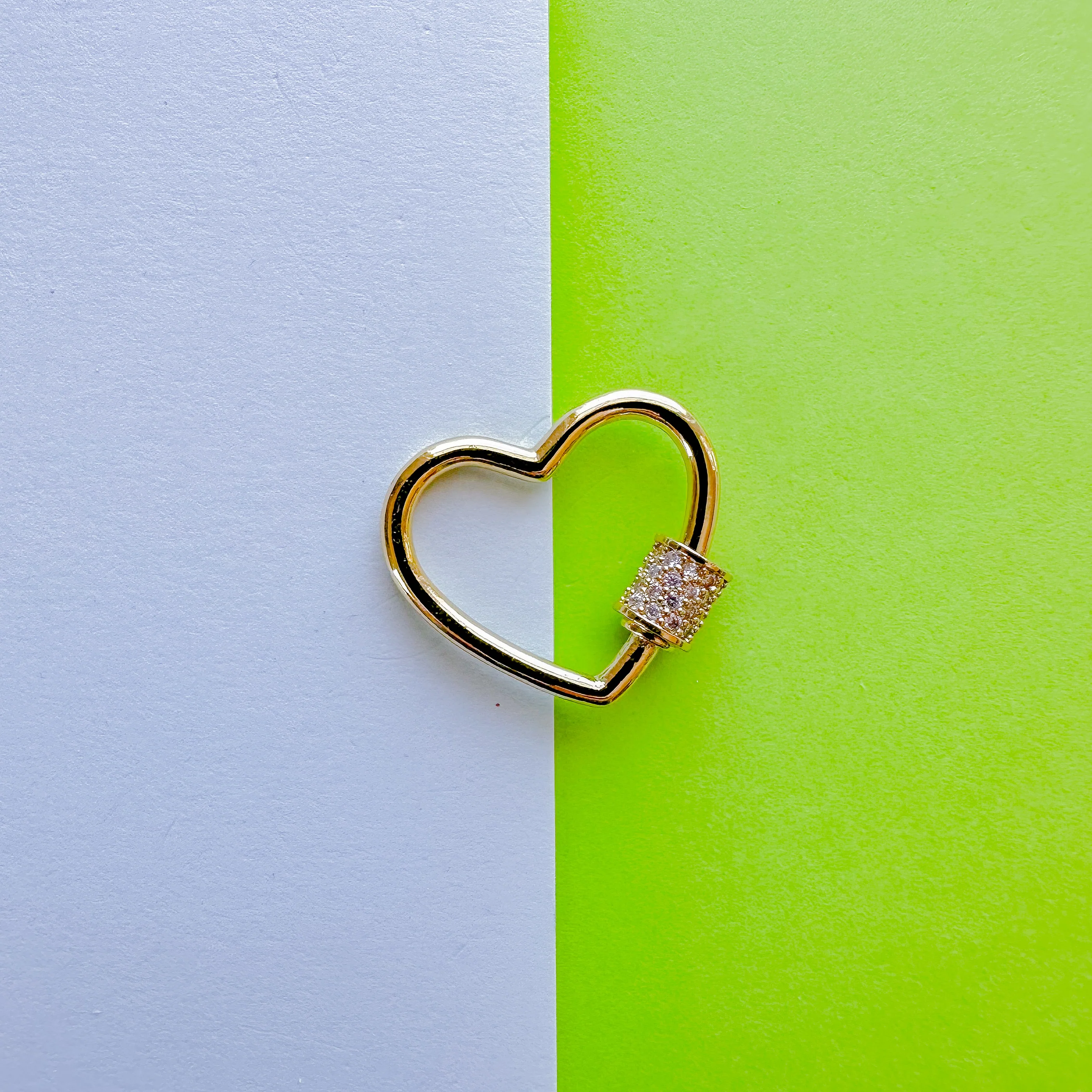 24mm Shiny Gold Pave Heart Lock Clasp - Image 3