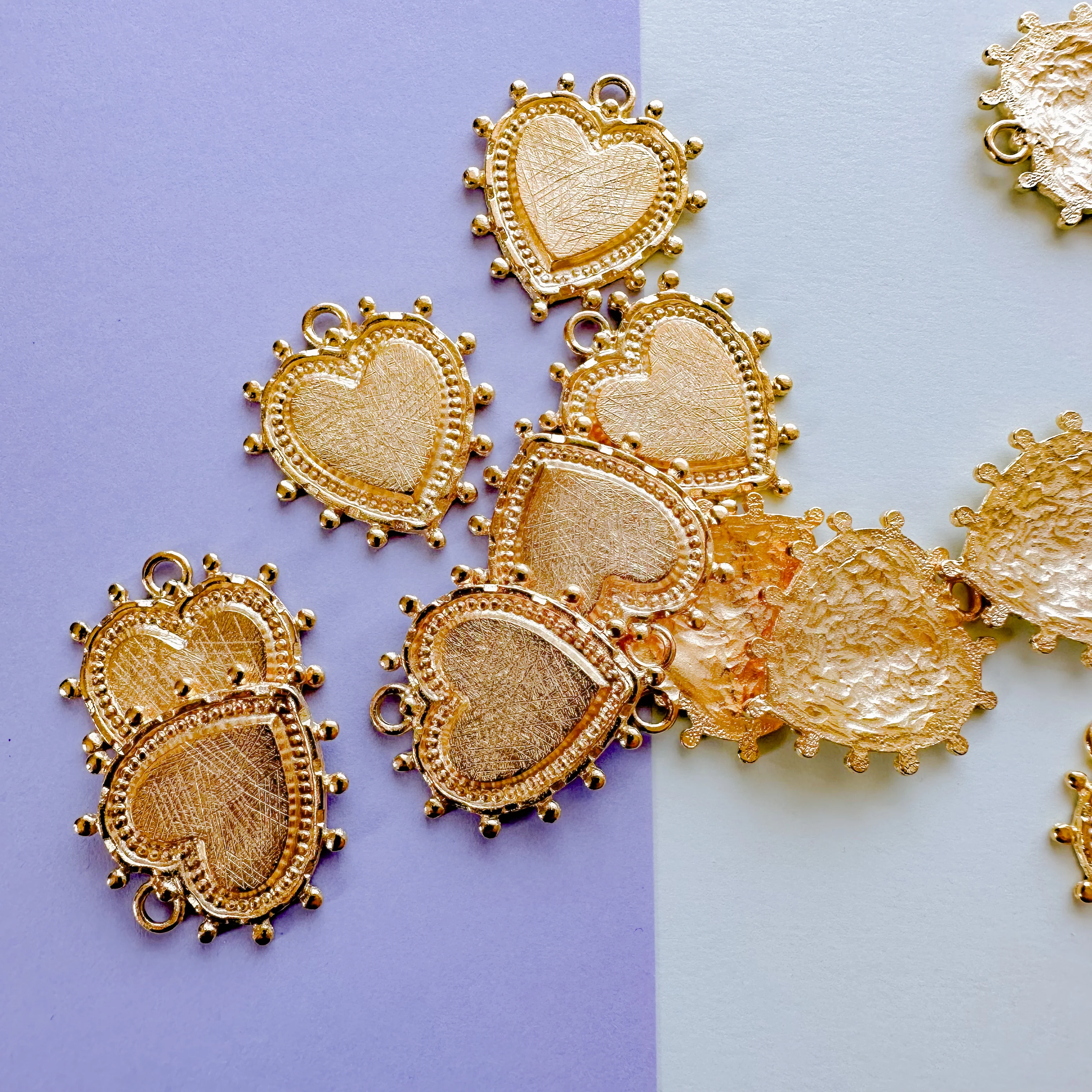 32mm Satin Gold Heart Charm - Image 3