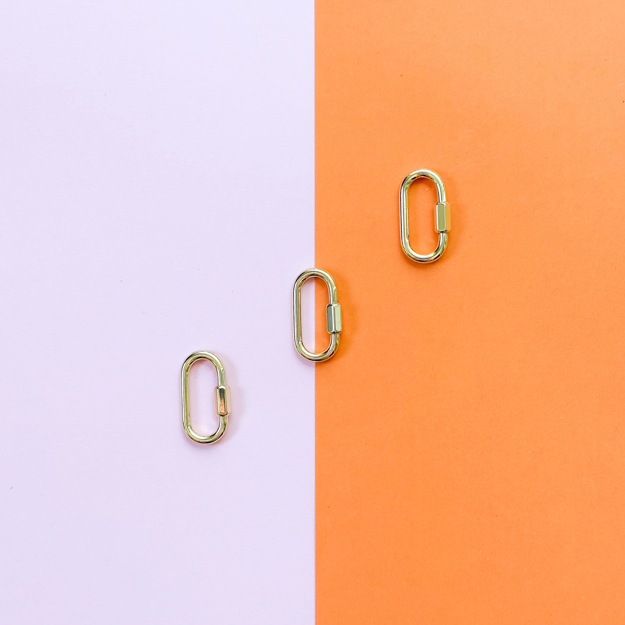 34mm Shiny Gold Oval Paperclip Lock Enhancer