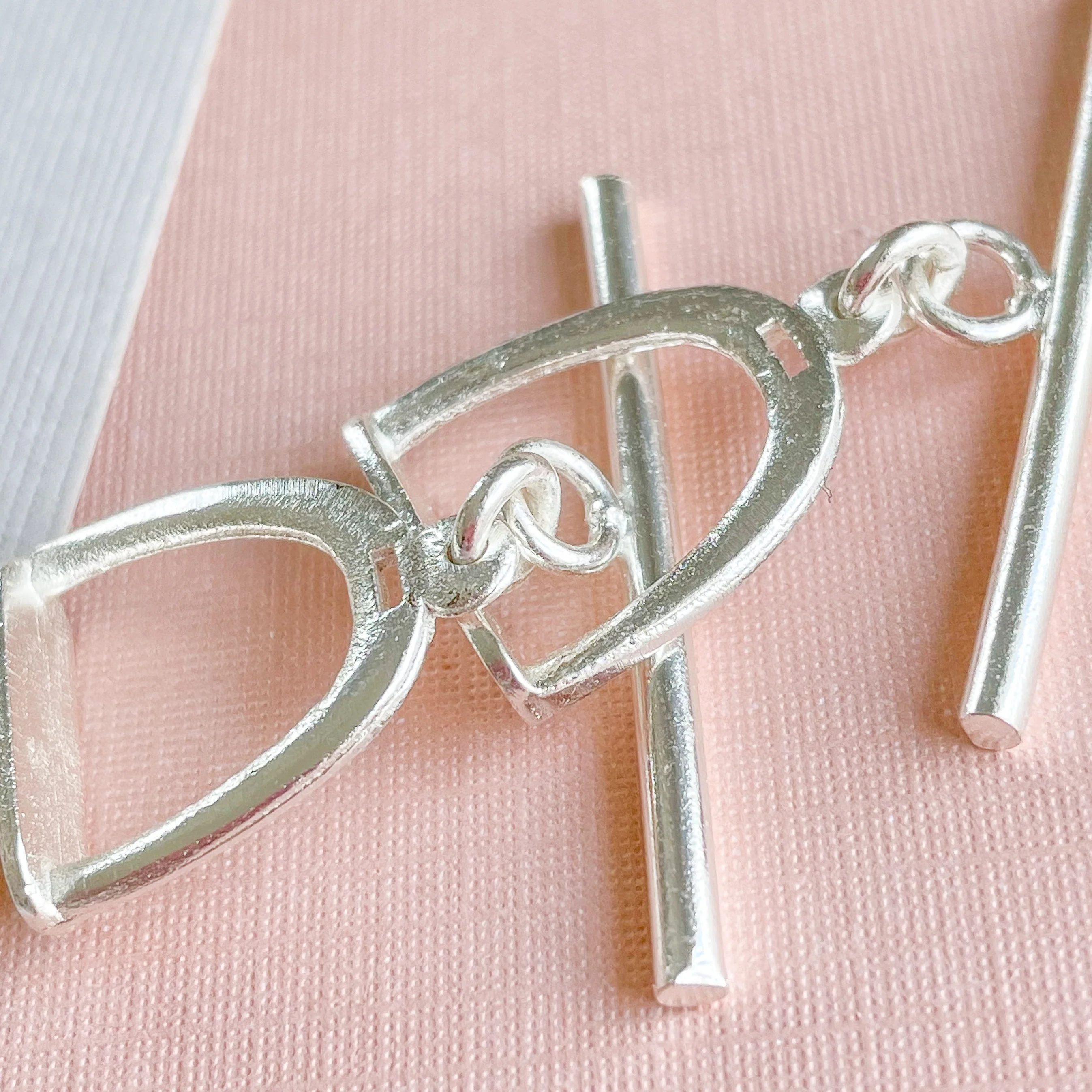 37mm Shiny Silver Equestrian Toggle - 2 Pack - Image 2