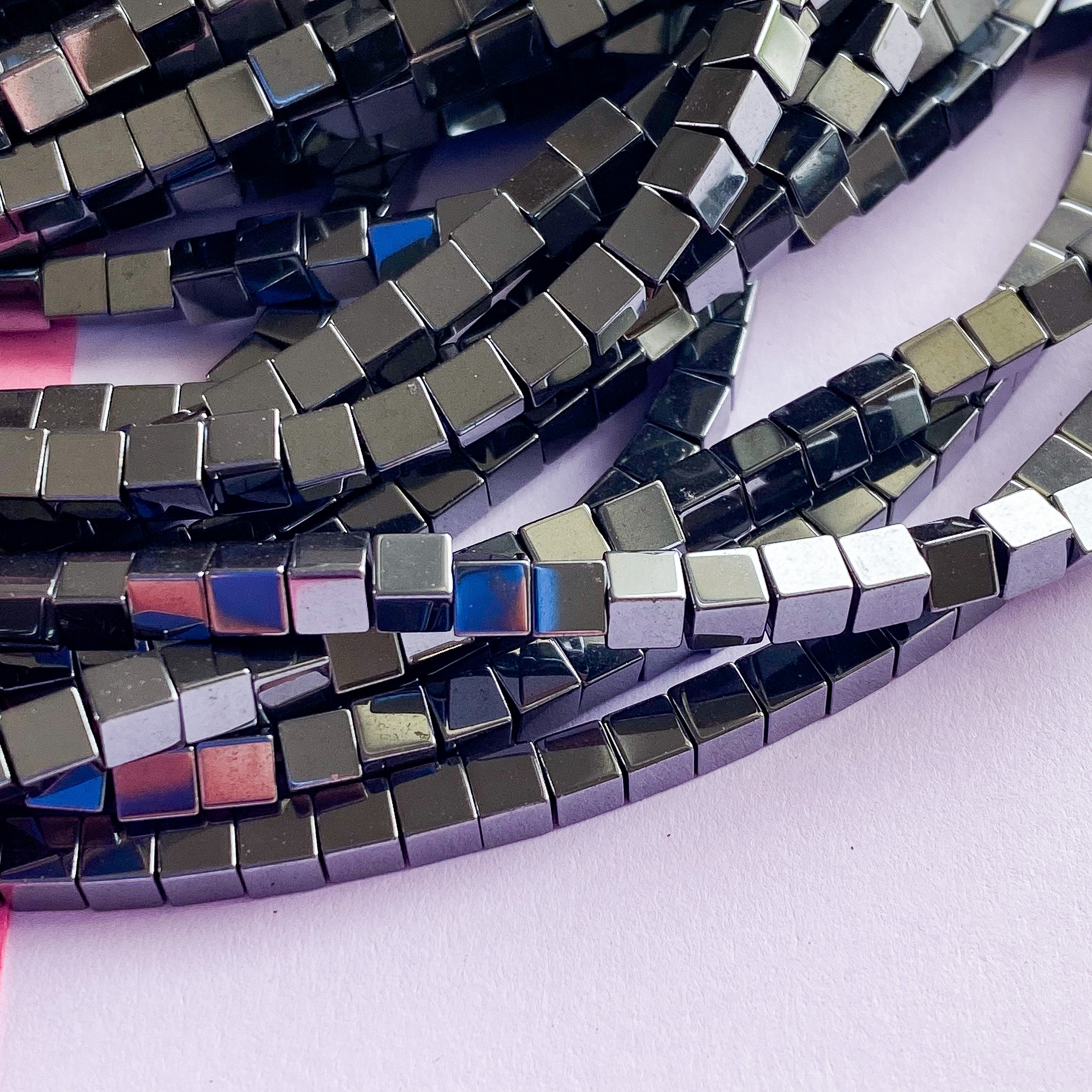 3mm Shiny Hematite Cube Strand - Image 3