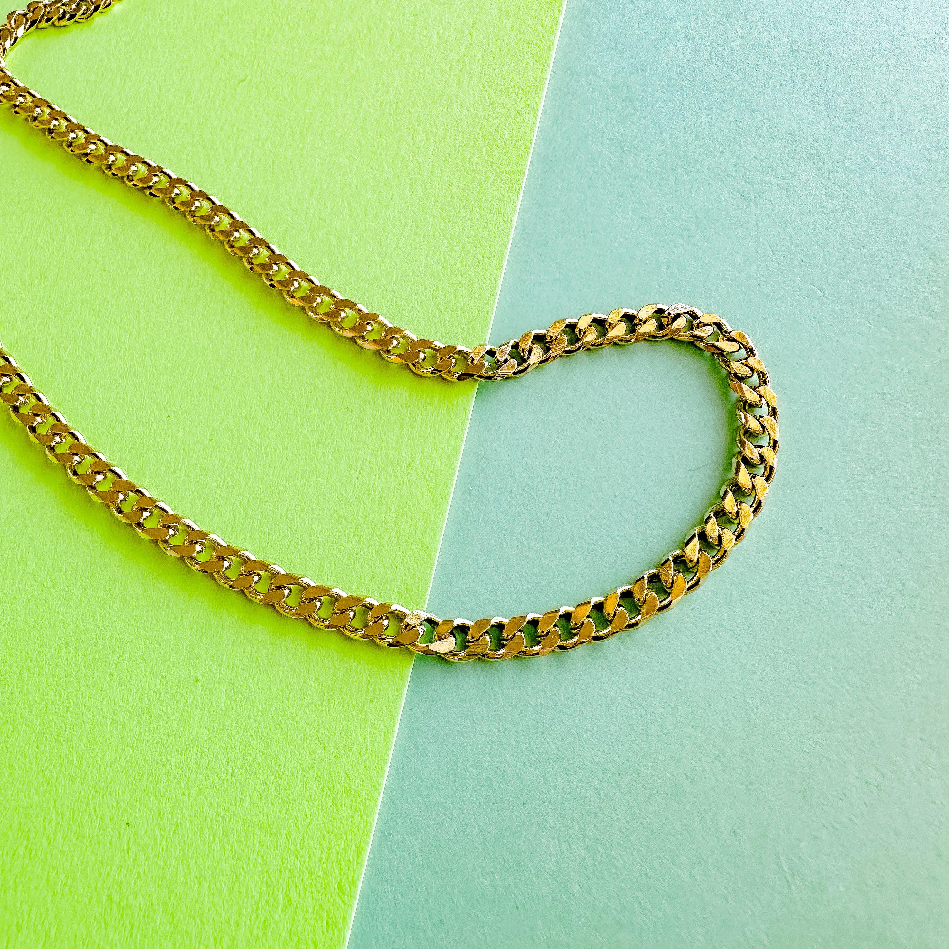 5mm Flat Shiny Gold Curb-link Chain - Image 5