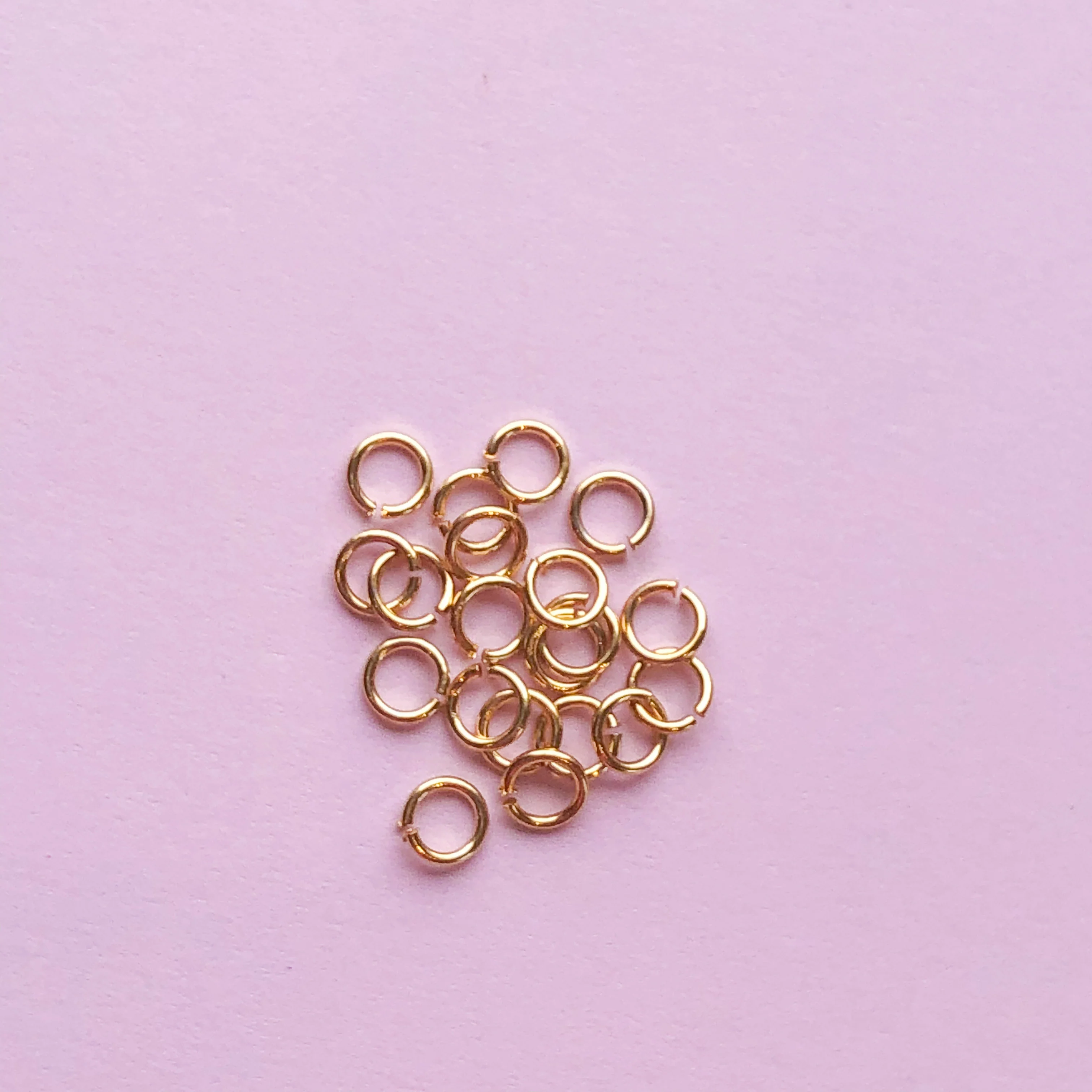 Shiny Gold Open Jump Rings - Pack of 20 - Image 3