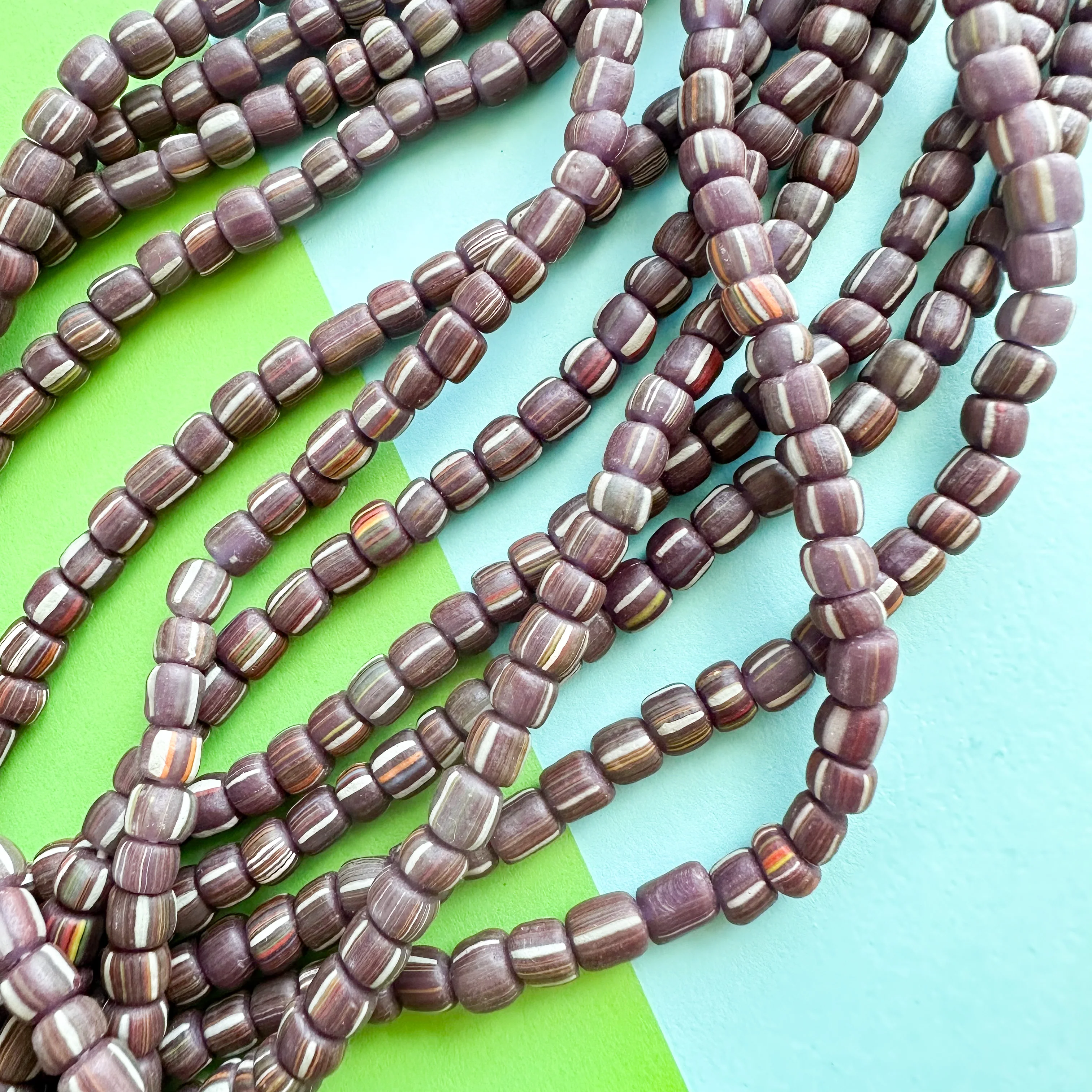 6mm Raisin Stripe Java Glass Strand - Image 2