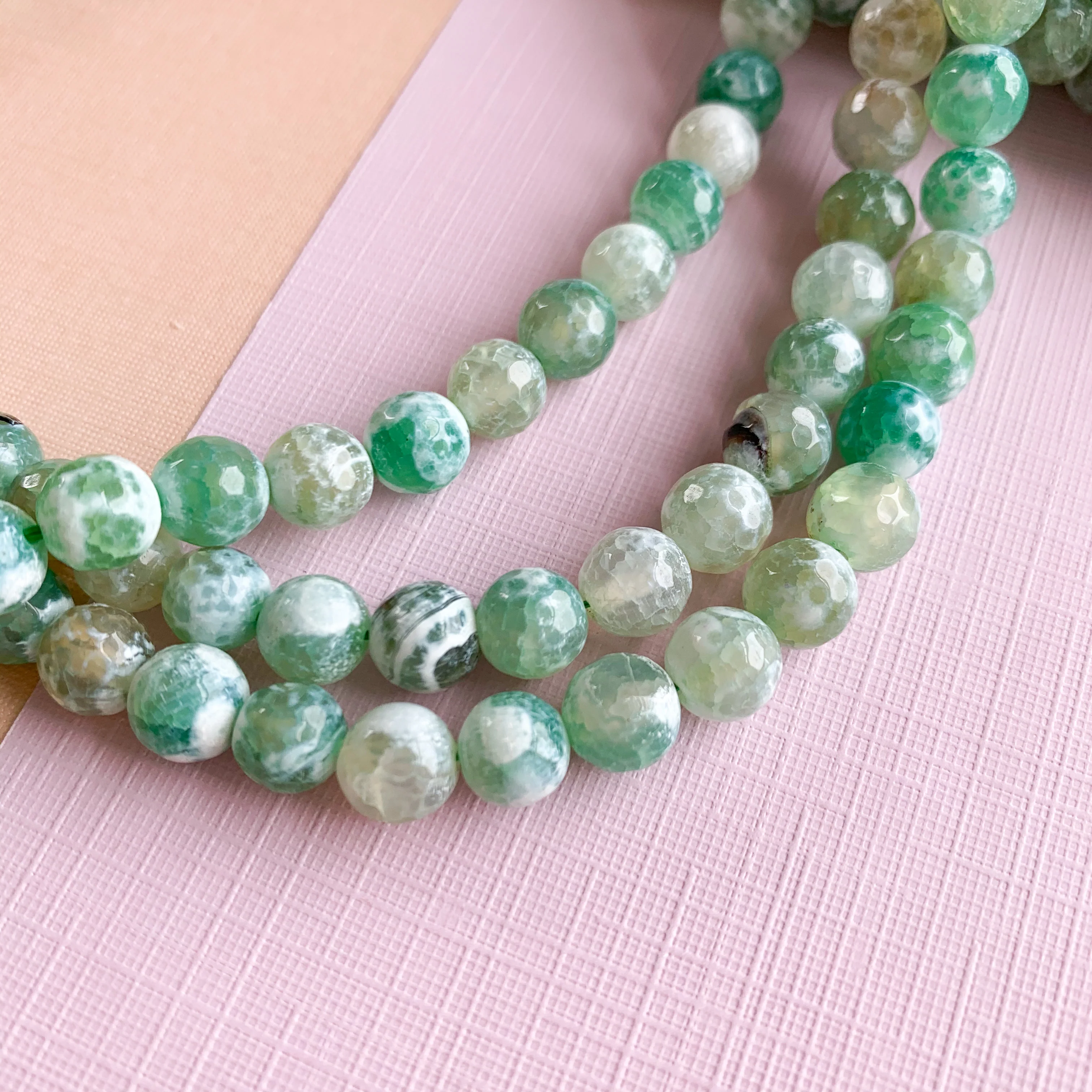 8mm Gulf Agate Faceted Round Strand - Image 2