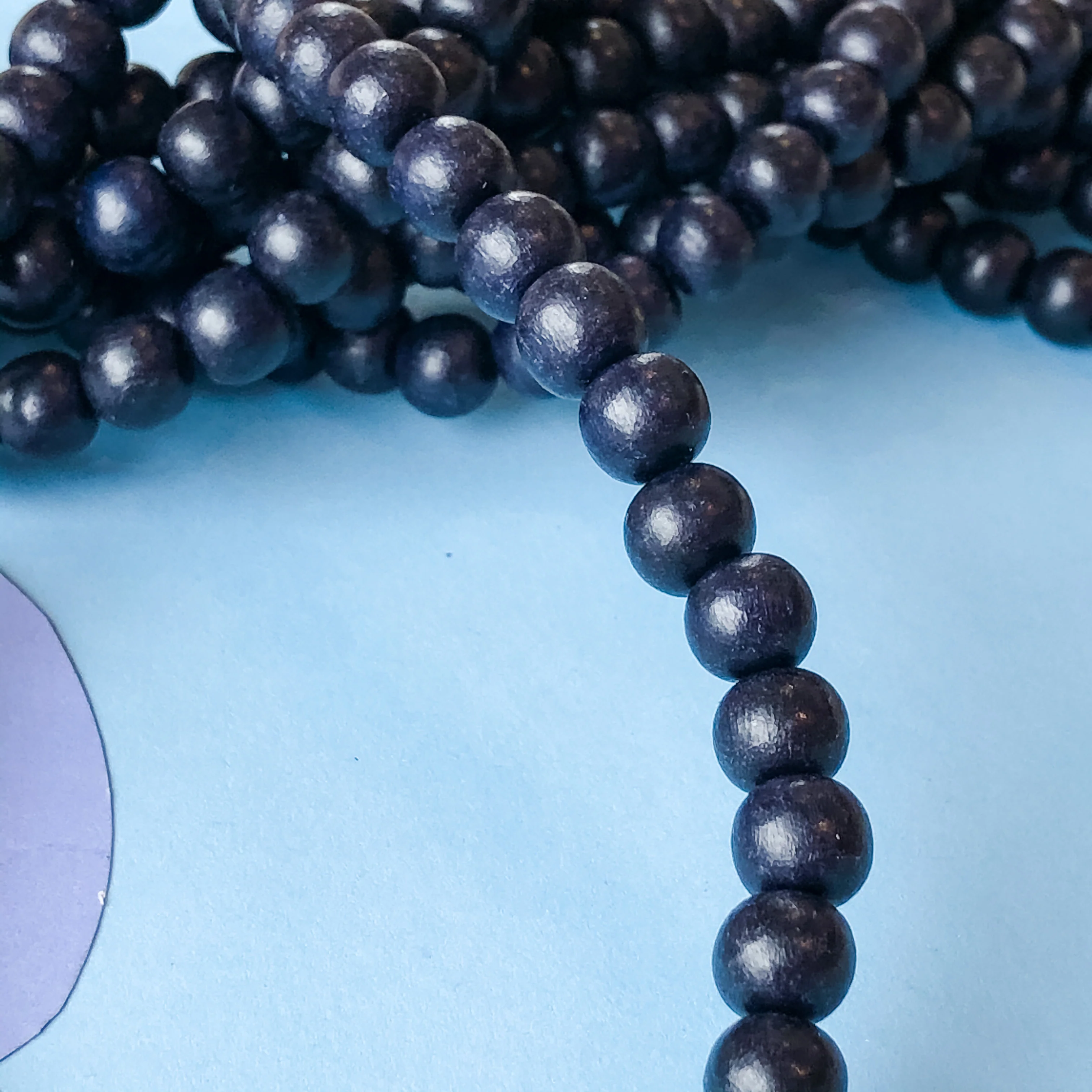 8mm Midnight Wood Rounds Strand - Image 3