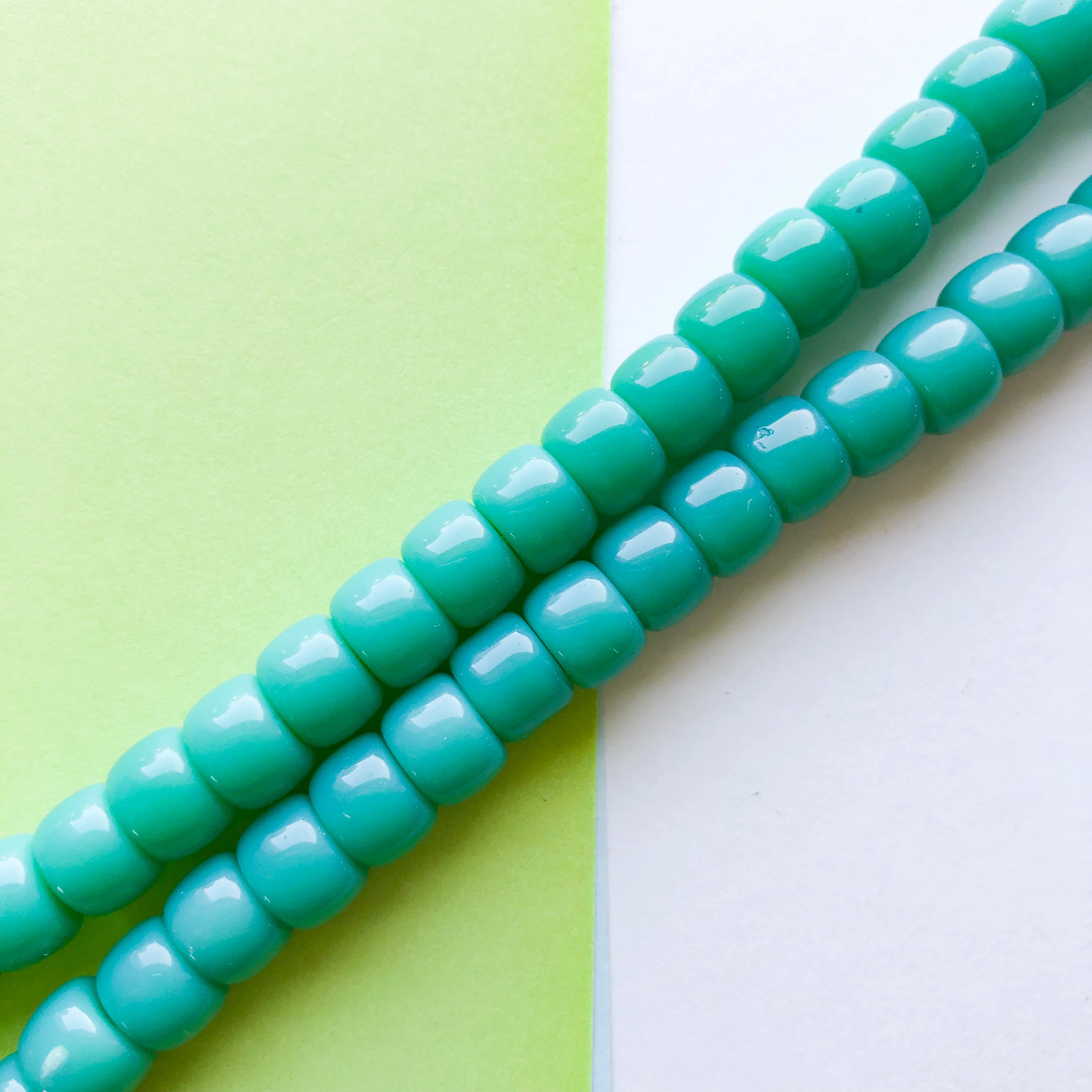 8mm Turtle Green Glass Roller Strand - Image 3