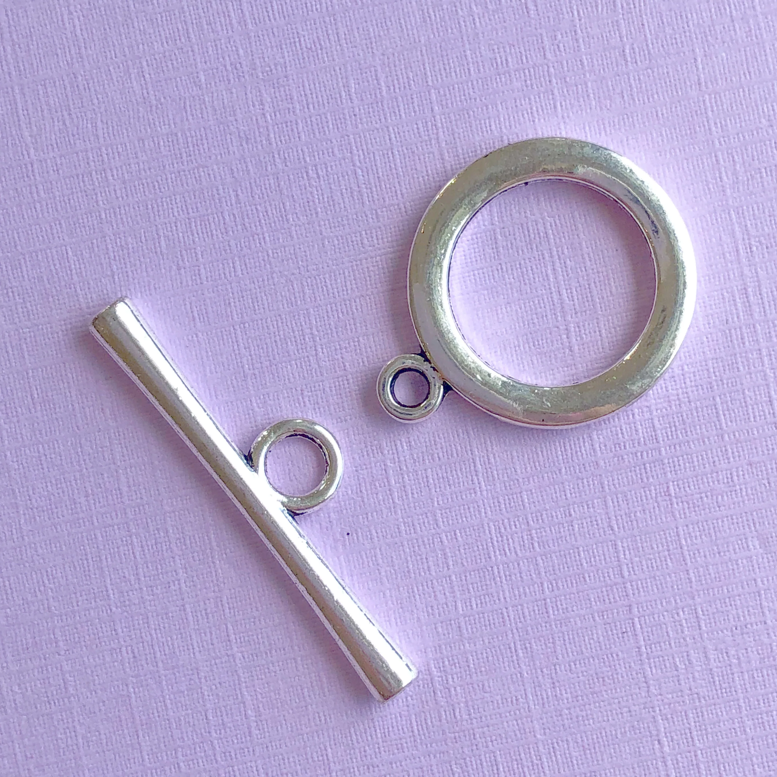 35mm Distressed Silver Toggle Clasp - 2 Pack - Image 2