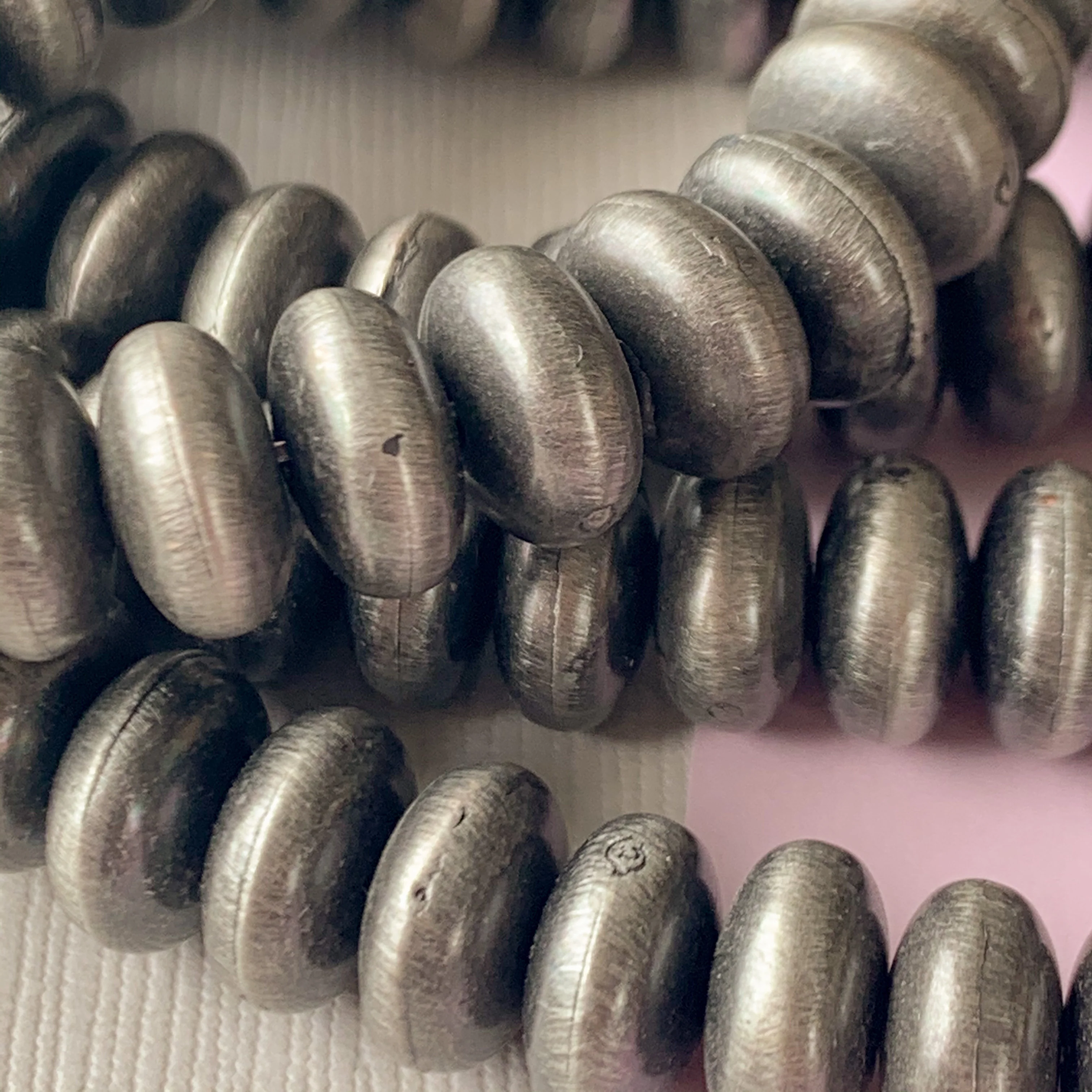 10mm Native Silver Resin Saucer Strand - Image 3