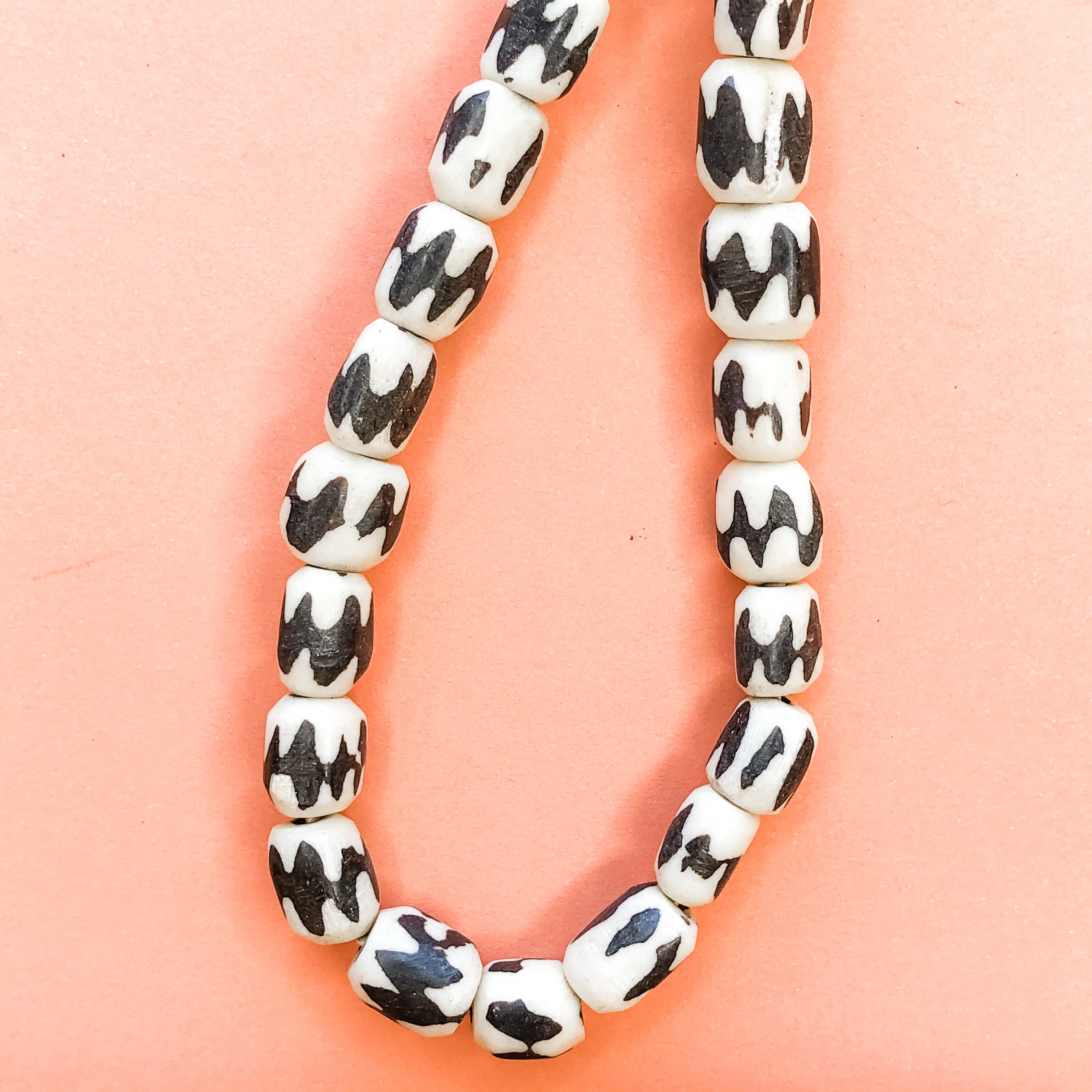 10mm Zig Zag African Bone Chiclet - Image 3